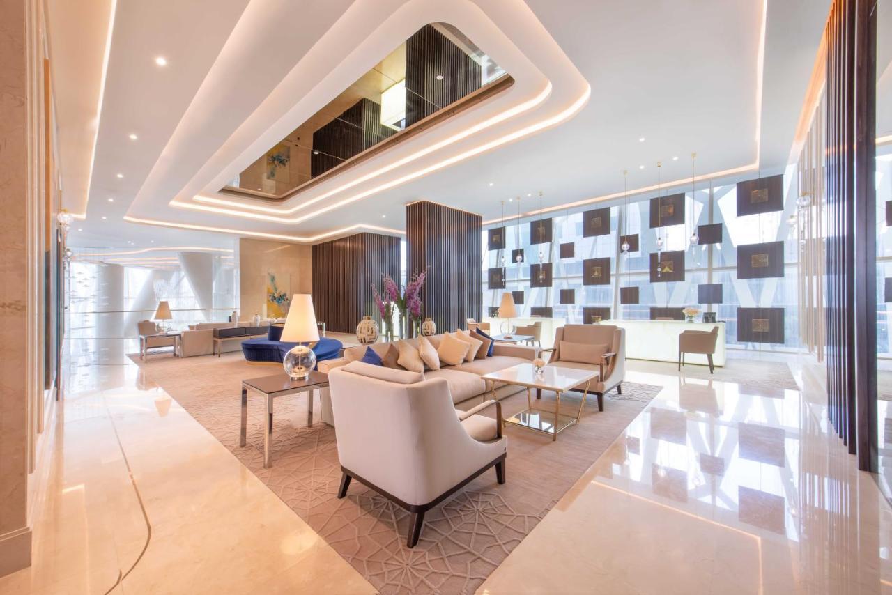Shaza Doha Hotel Luaran gambar The lobby of the Ritz-Carlton, DIFC